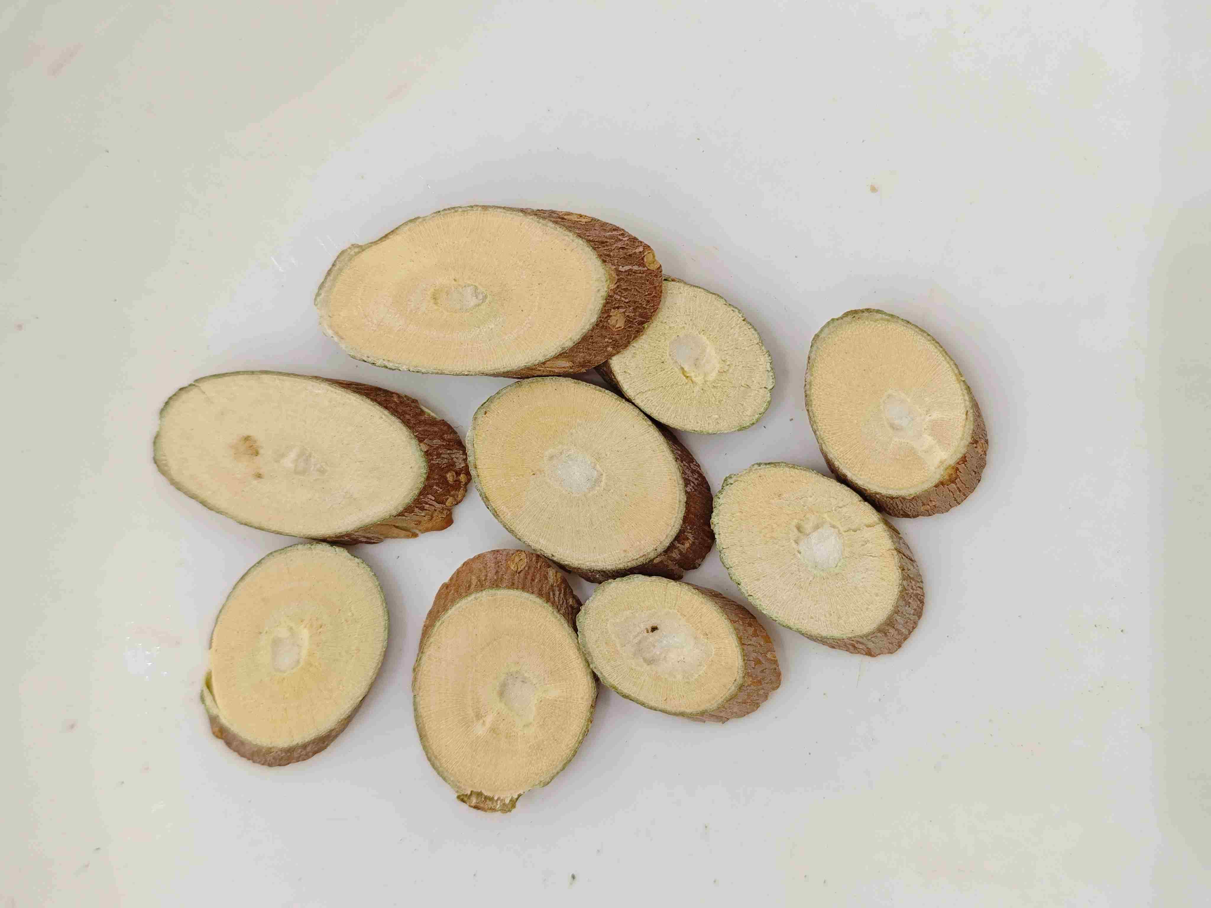 فرع التوت (Sangzhi)