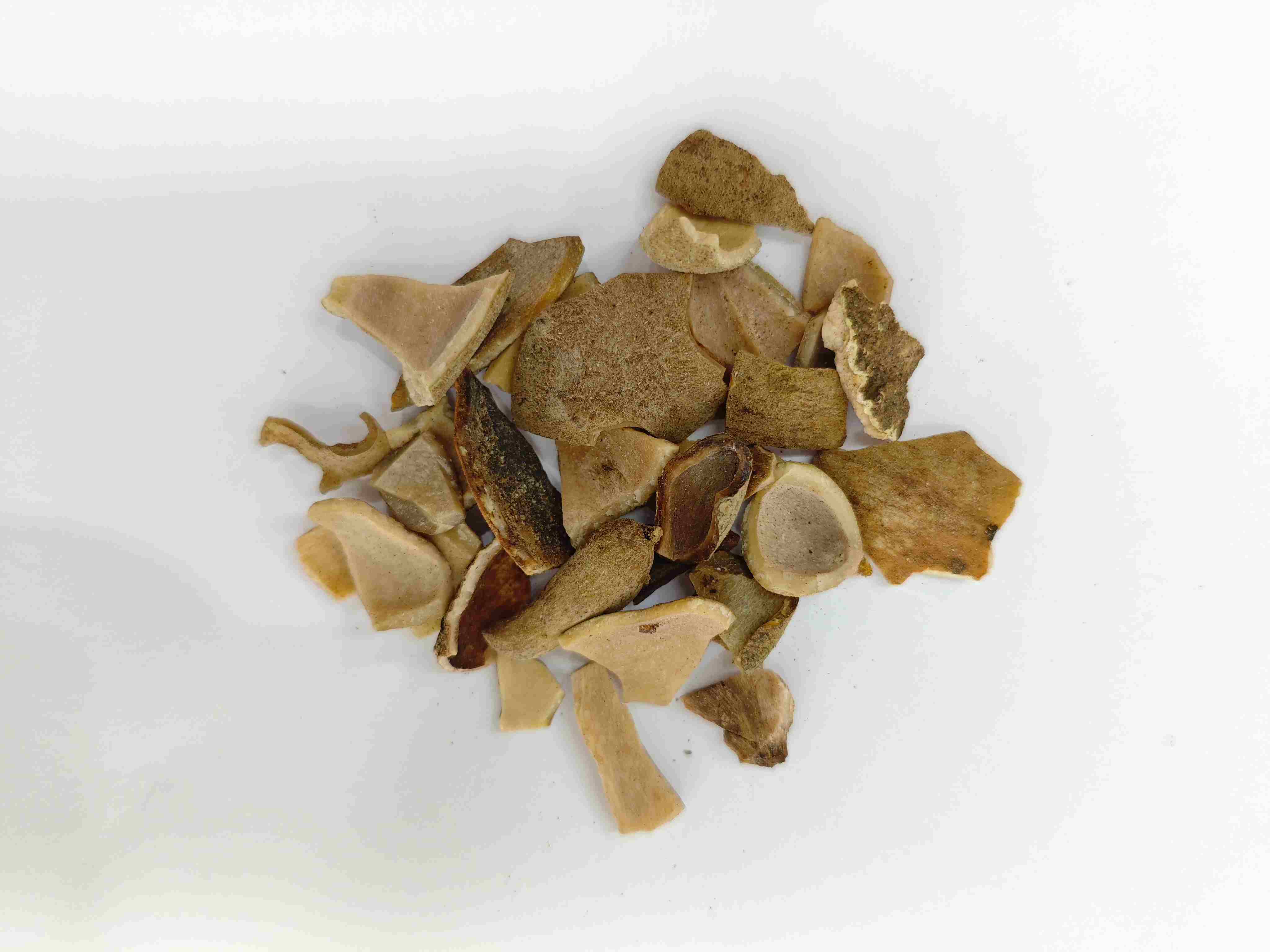 المرارة الصينية (Wǔbèizǐ)